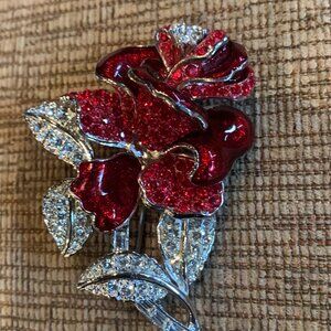 NOLAN MILLER RED SWAROVSKI LARGE RED ROSE BROOCH - PIN